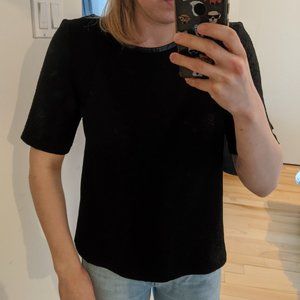black square shoulder t-shirt